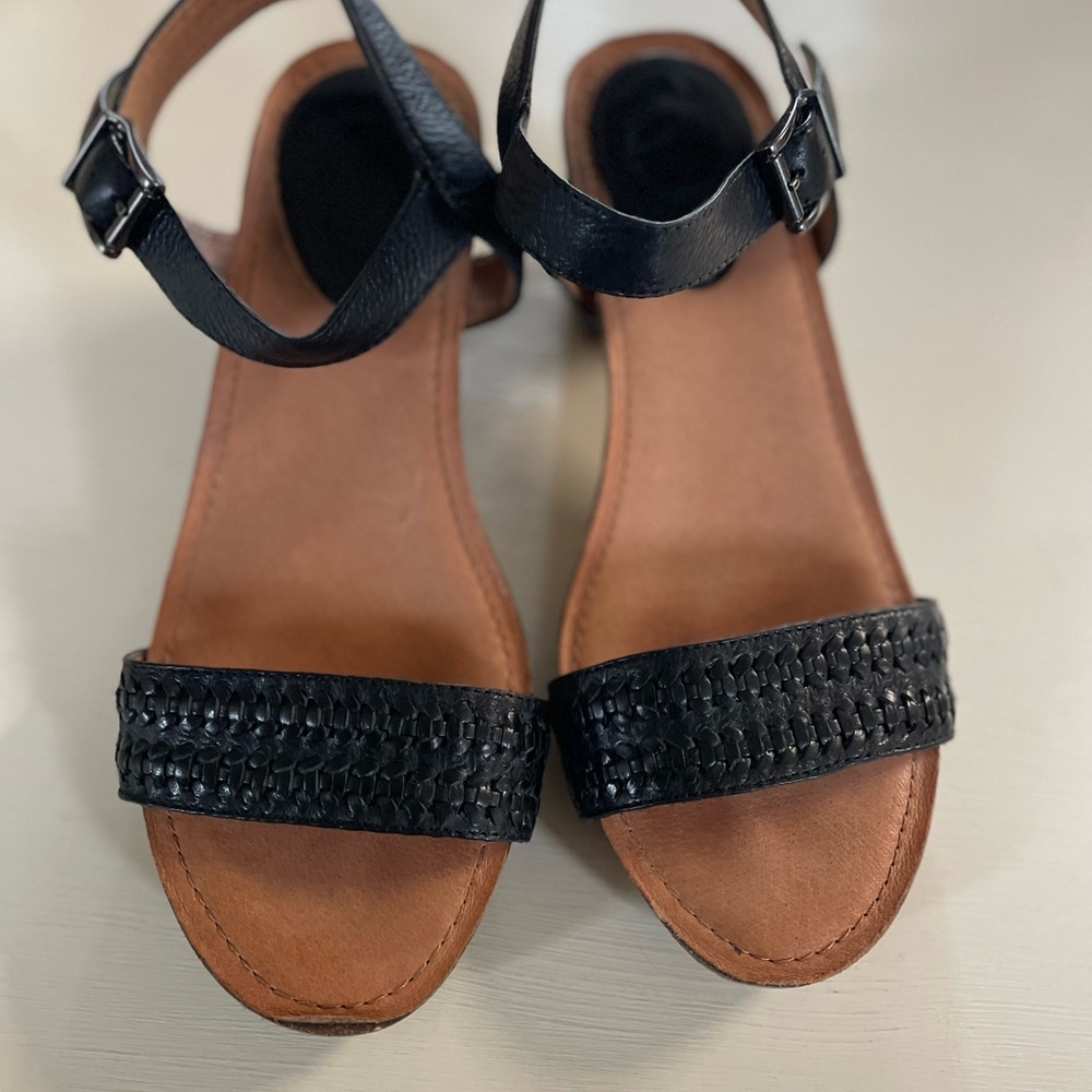 Nurture Daviee Black Leather Woven‎ Block Heel Sandals Womens 8 M Ankle Strap - Picture 3 of 10